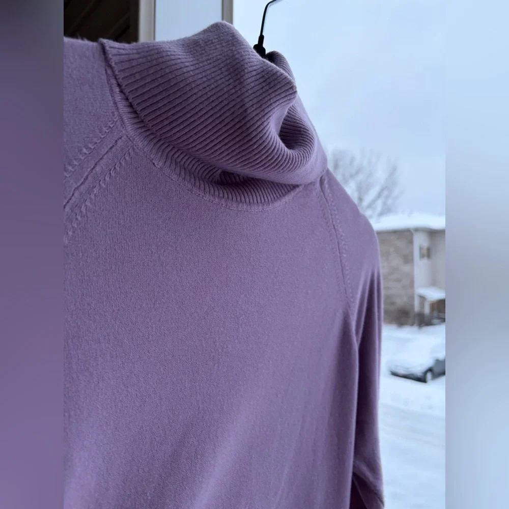 🆕 Ottod’Ame Essence Lavender Turtleneck Sweater US 10 Made in Italy ViscoseBlend - Picture 10 of 17